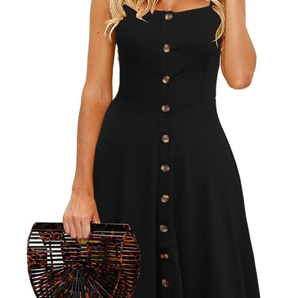 Cute button up dress - Picture 2 of 5